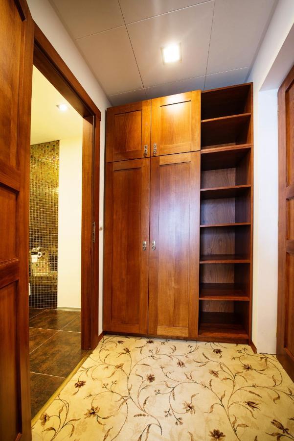 Hotel Slavie Pelhřimov エクステリア 写真