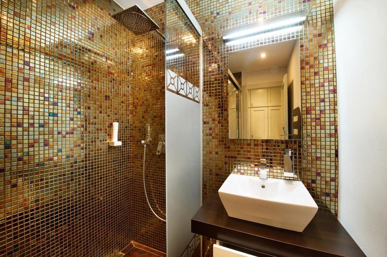 Hotel Slavie Pelhřimov エクステリア 写真